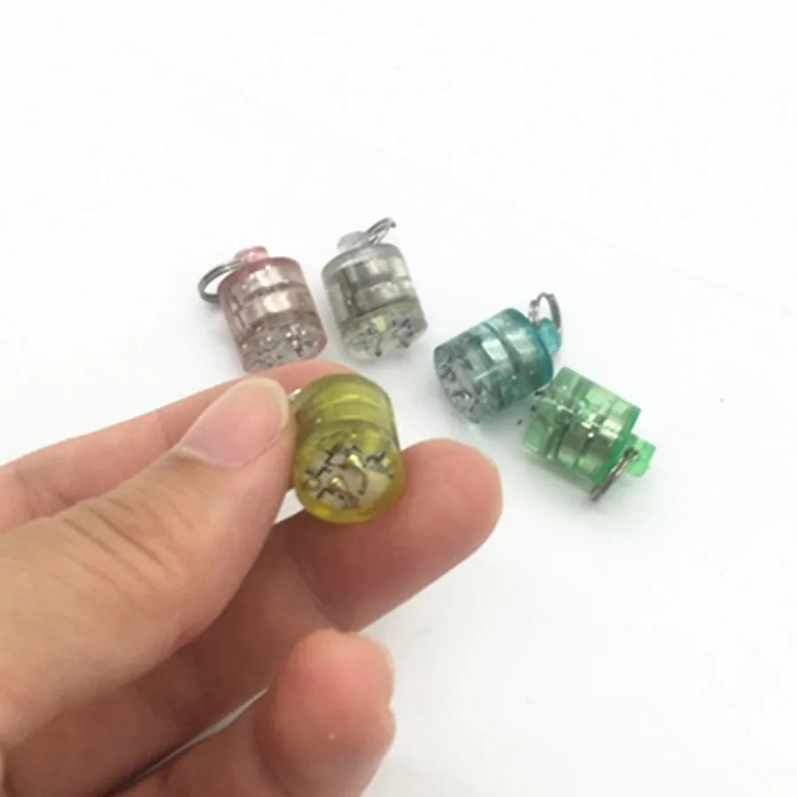 Drop Fishing LED Deep Underwater Fish Attraction Lamp Lure Eye Shape Fishing Squid Fish Bait Light Flashing Lamp Pesca Lure