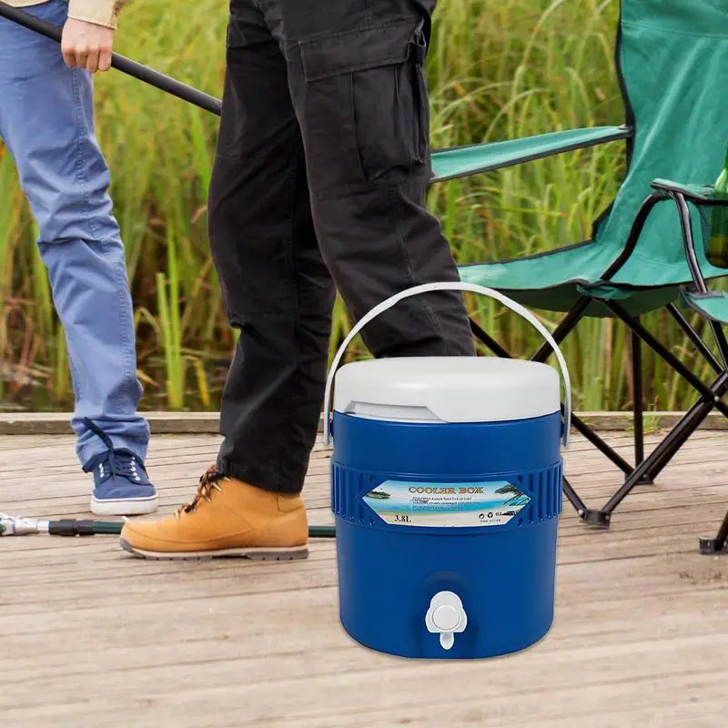 water cooler 3.8L Camping Coolers Long-Lasting Insulation Beverage Cooler  Portable Drink Dispensers Beverage Serveware