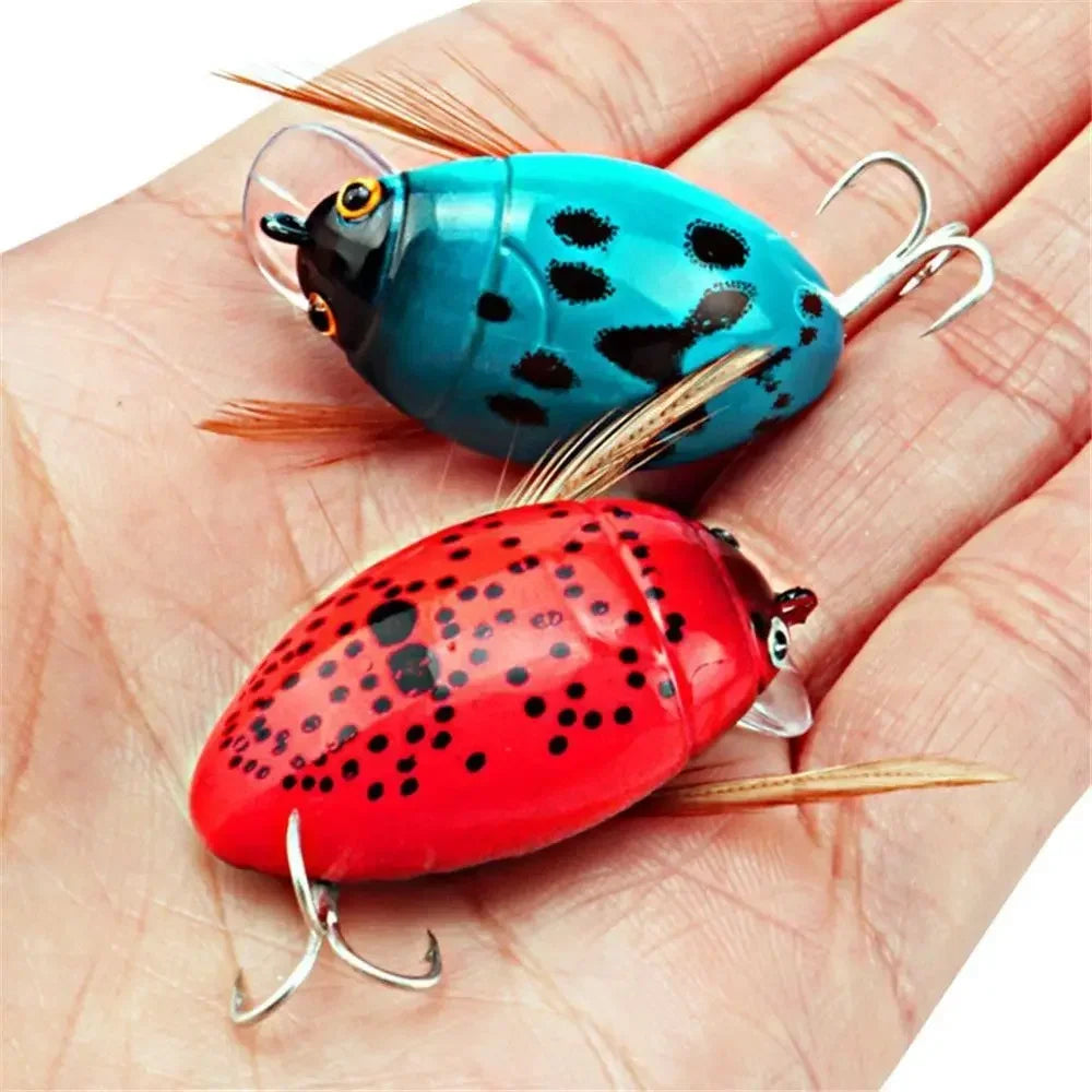 1Pcs 4cm/3.8g Cicada Bait Fishing Lure Crank Floating Wobblers Fishing Tackle Insect Bug Lure Hard Bait Sea Beetle Bass Carp