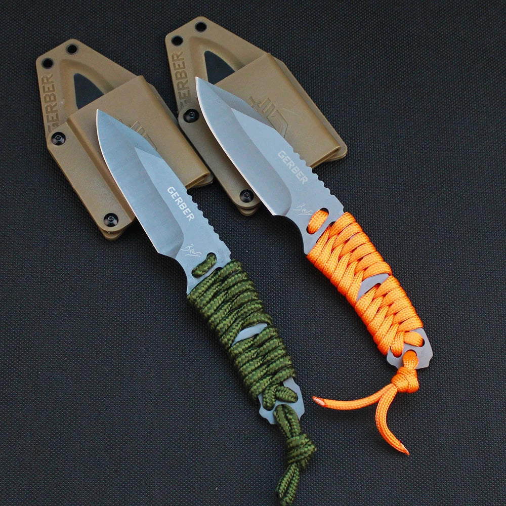 Total length of the knife: 19.6CM Blade length: 8.5 CM Blade width: 3.16CM Blade thickness: 4.05MM  Blade material: D2 Handle ma