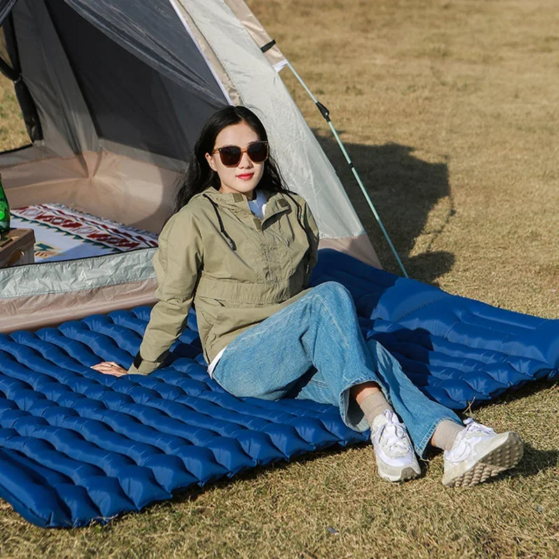 Outdoor 2 Persons Travel Bed Air Mat Double Sleeping Pad for Camping Self-Inflating Mat Sleeping Mattress with Pillow for Hiking