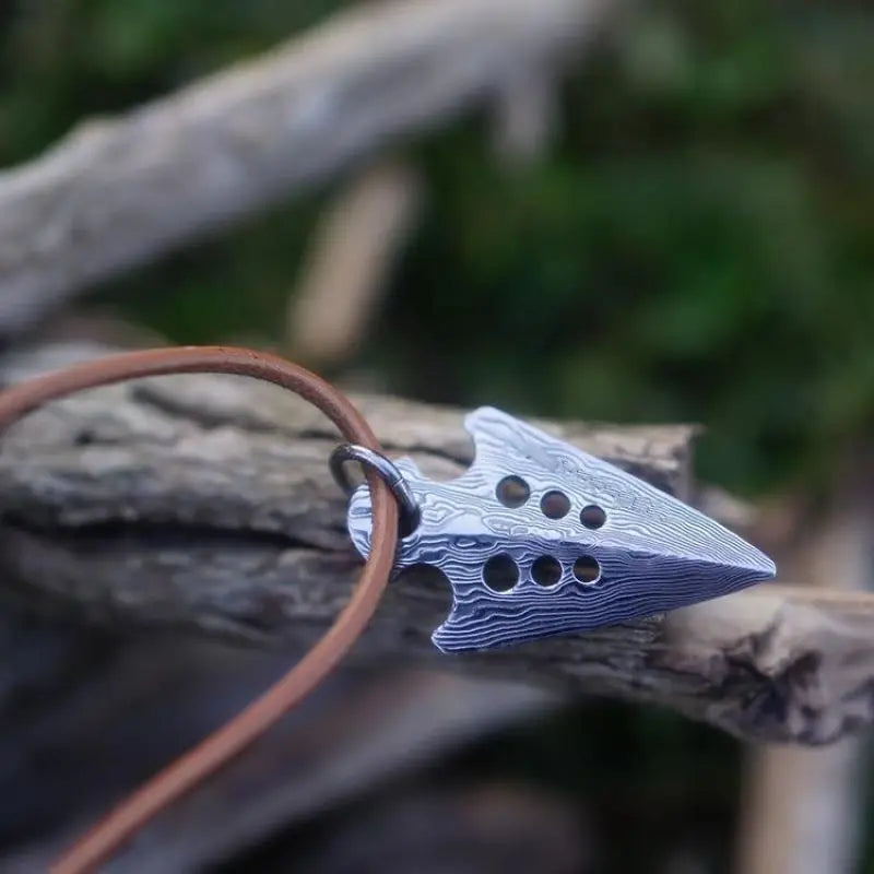 Arrowhead Harpoon Pendant Outdoor Emergency Survival Tool Self Defense Protective Necklace Self-Defense Adjustable Arrow Pendant