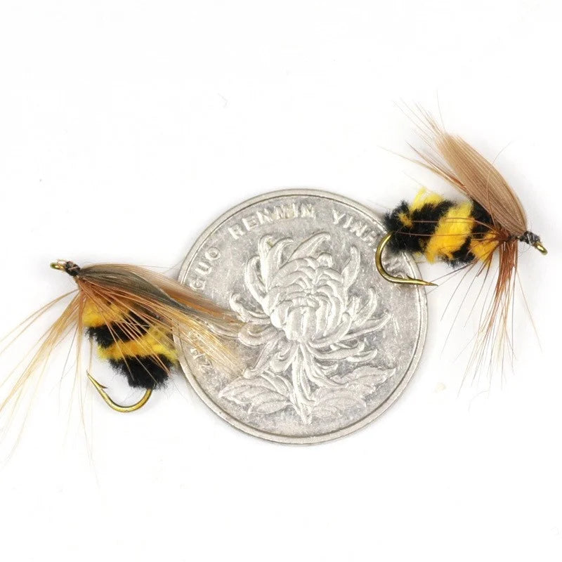 2pcs Artificial Insect Carp Fly Fishing Bait Fishhook 15mm Bee Trout Wobbler Lures Spinner Peche Accessories