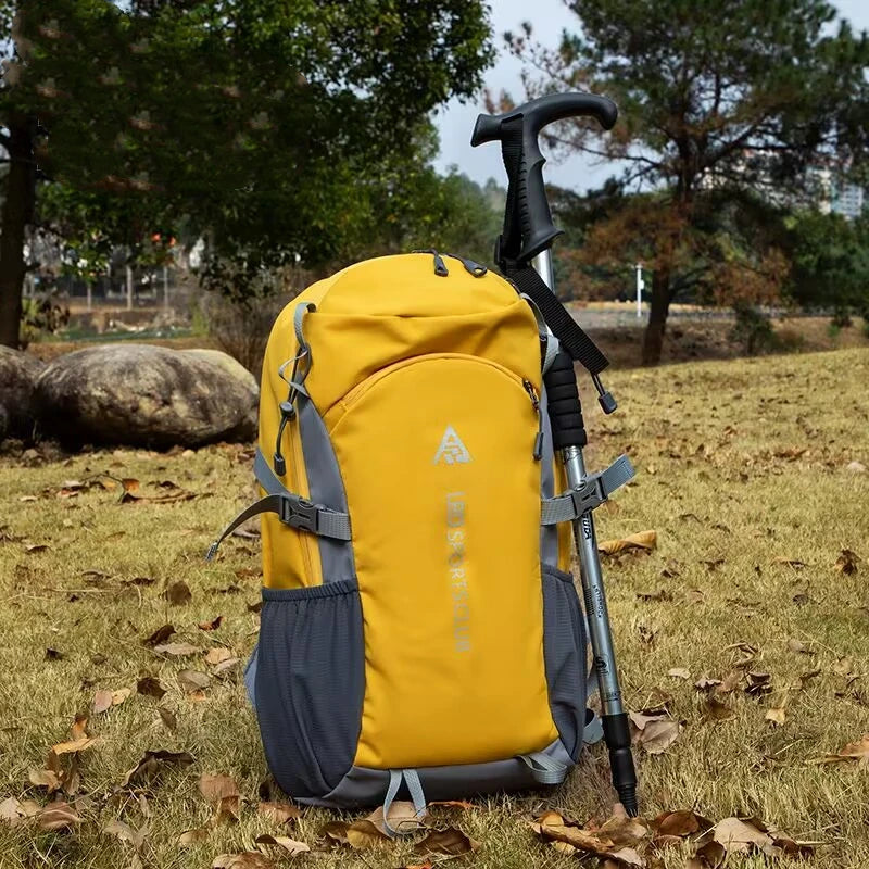 Light 40L Waterproof Hiking Camping Backpack Trekking Bag Rucksack Large Capacity Travel Outdoor Sports Bags Camping Equipment