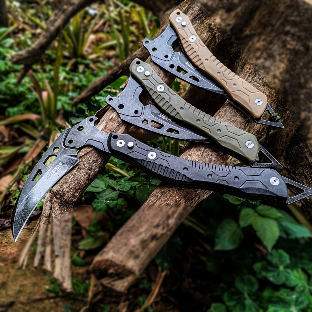 Folding Multifunctional Camping Mountain Axe, Life-saving and Firefighting Folding Tactical Axe